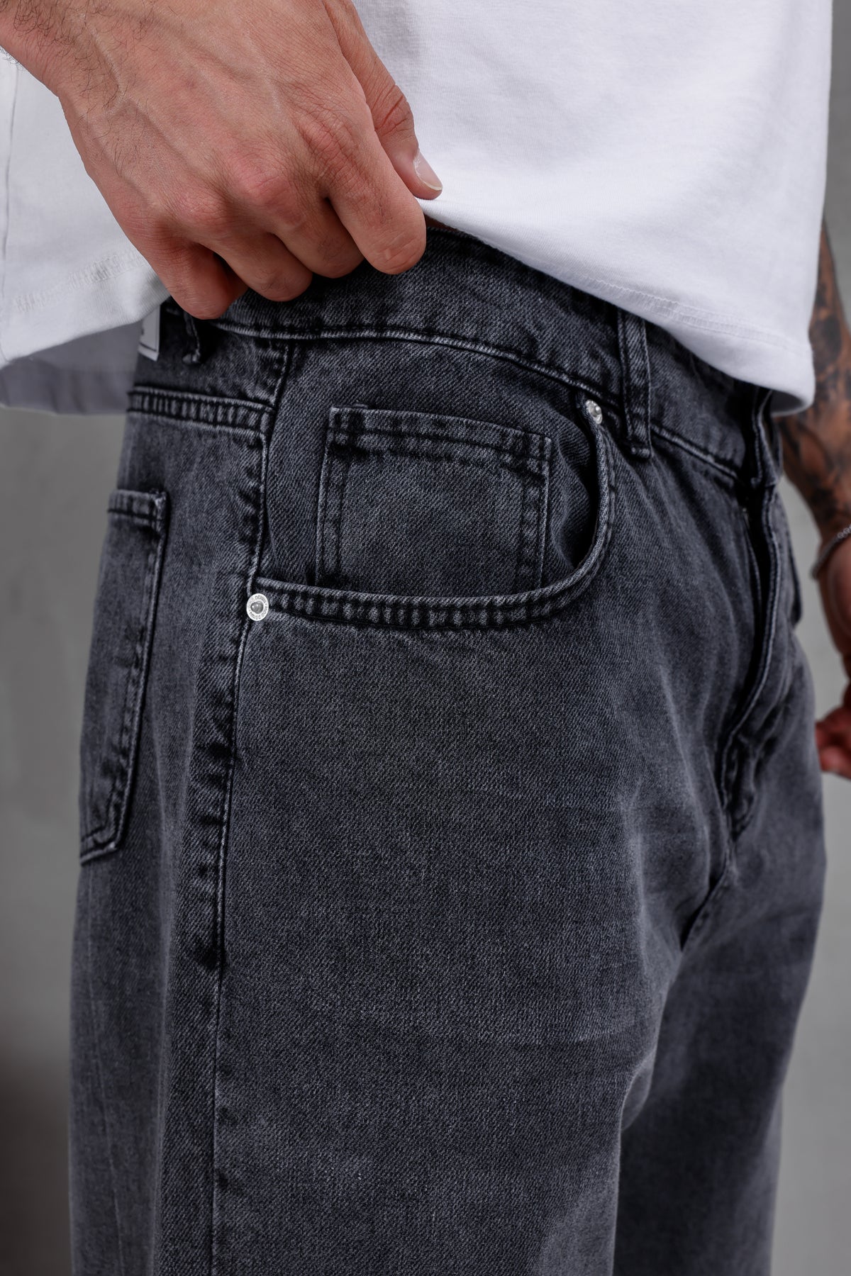 M03 Baggy Jean – Charcoal Grey