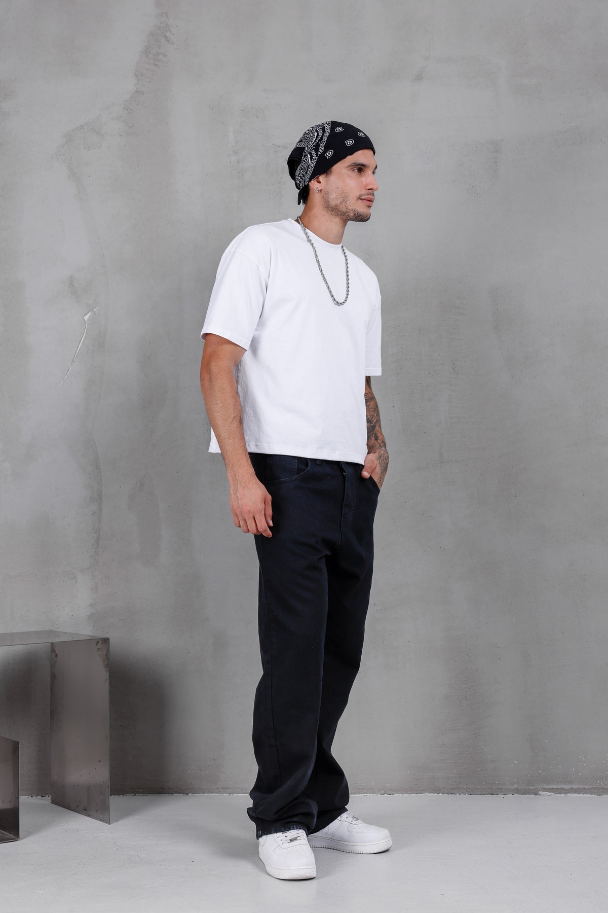 M01 Washed Black Baggy Jean