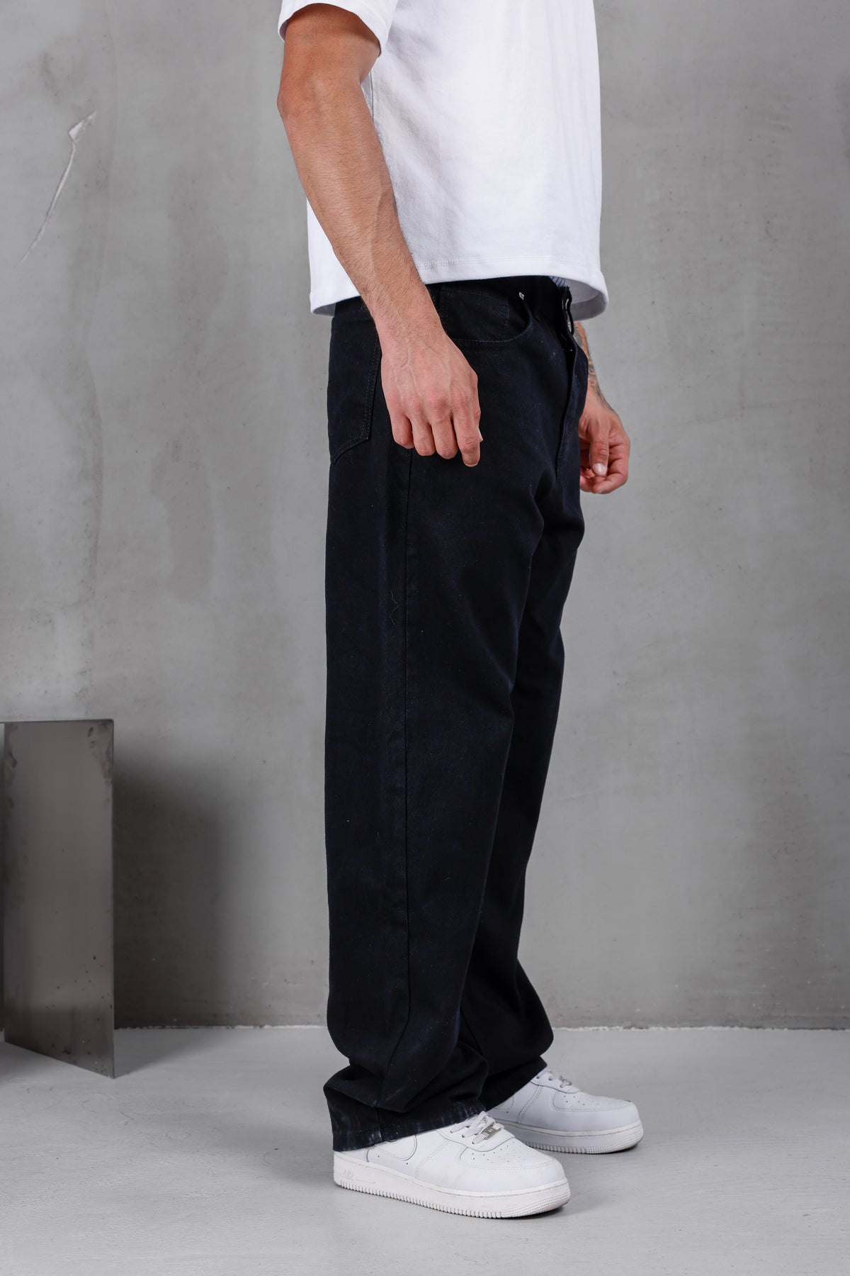 M01 Washed Black Baggy Jean