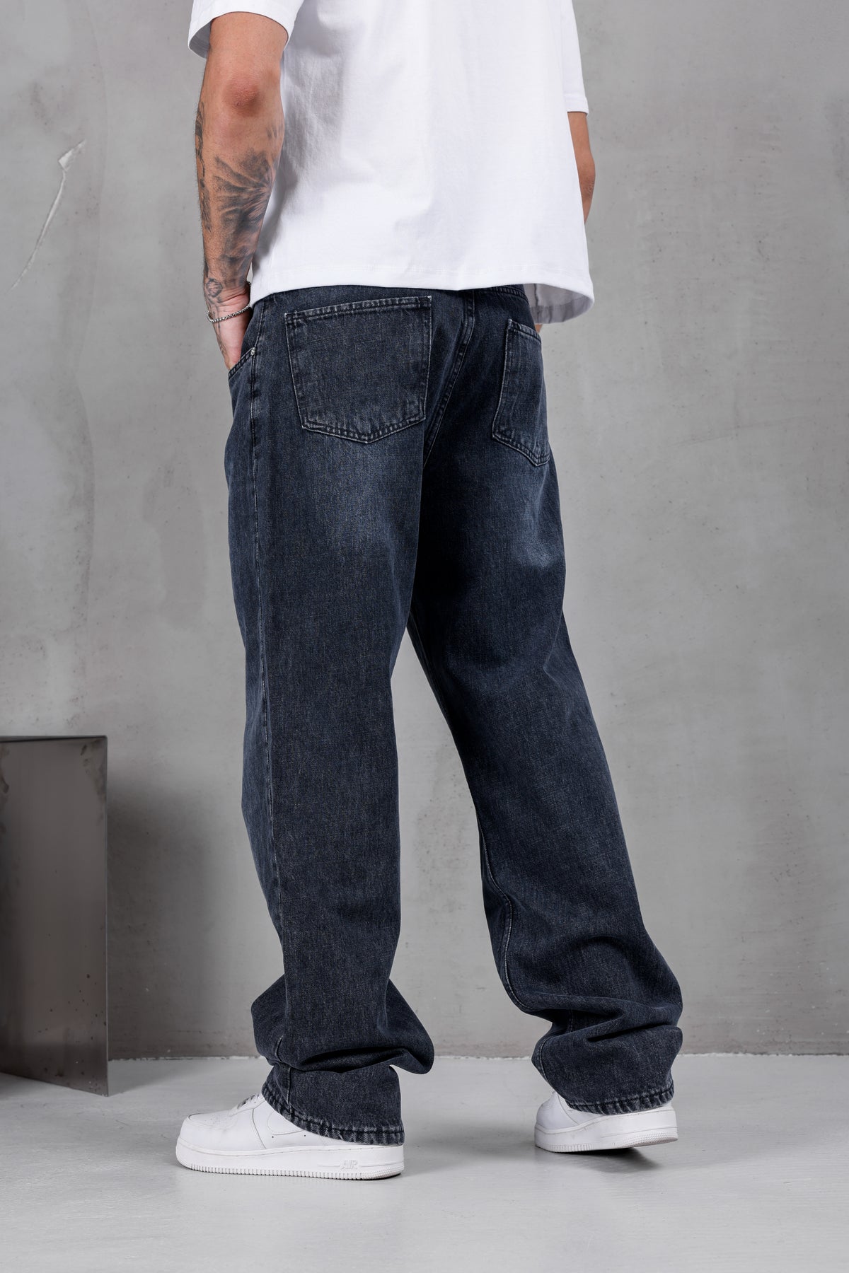 M11 Baggy Jean – Faded Black