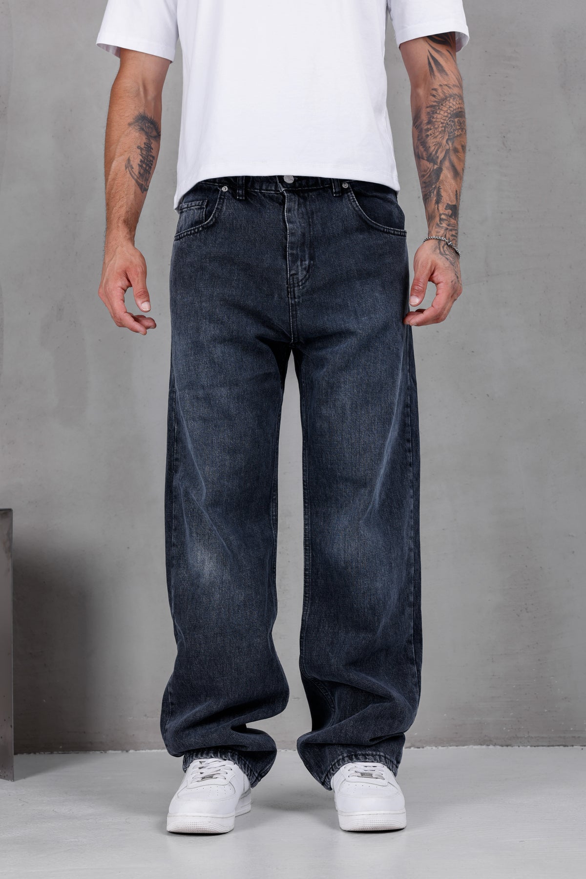 M11 Baggy Jean – Faded Black