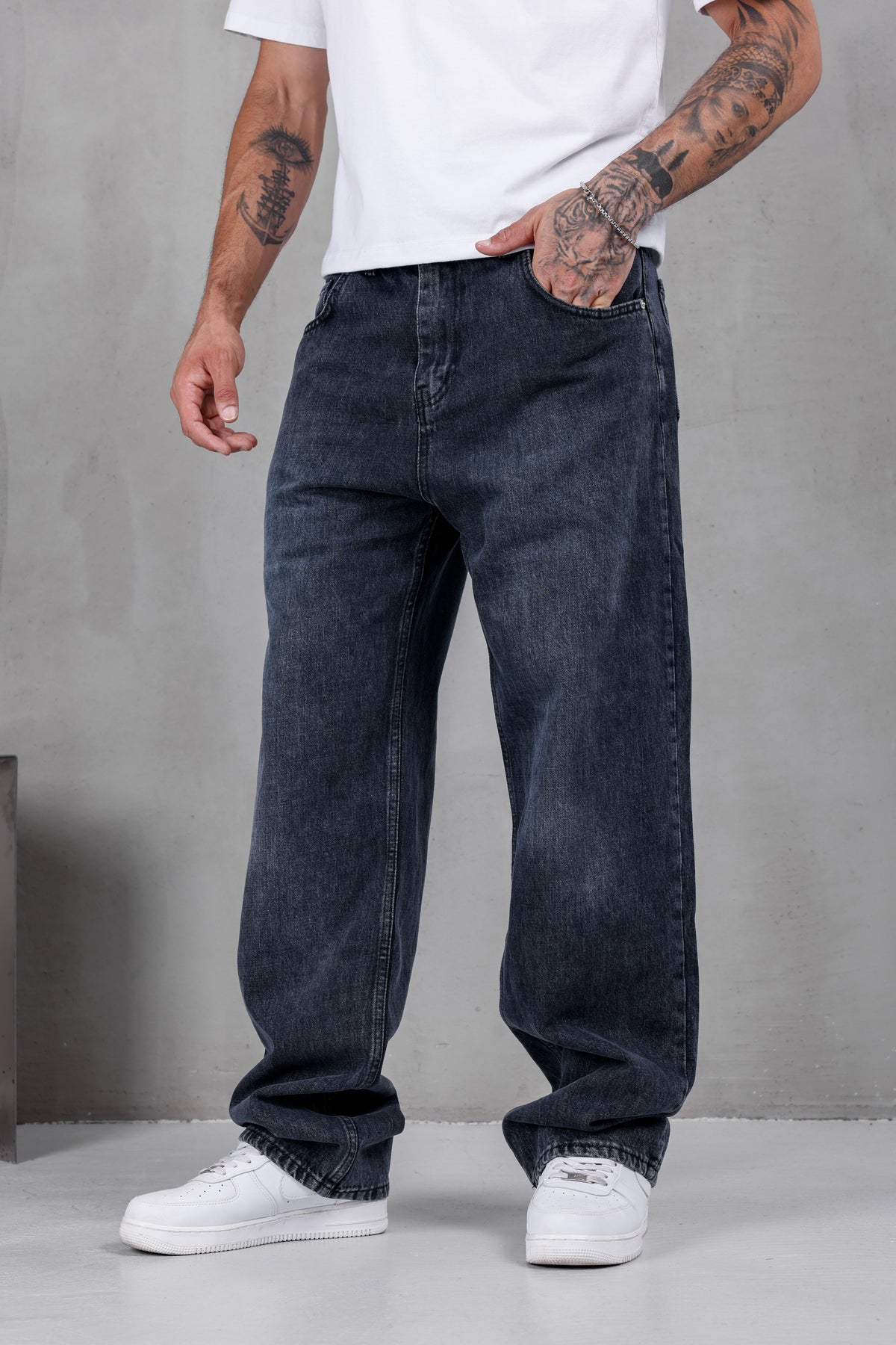 M11 Baggy Jean – Faded Black