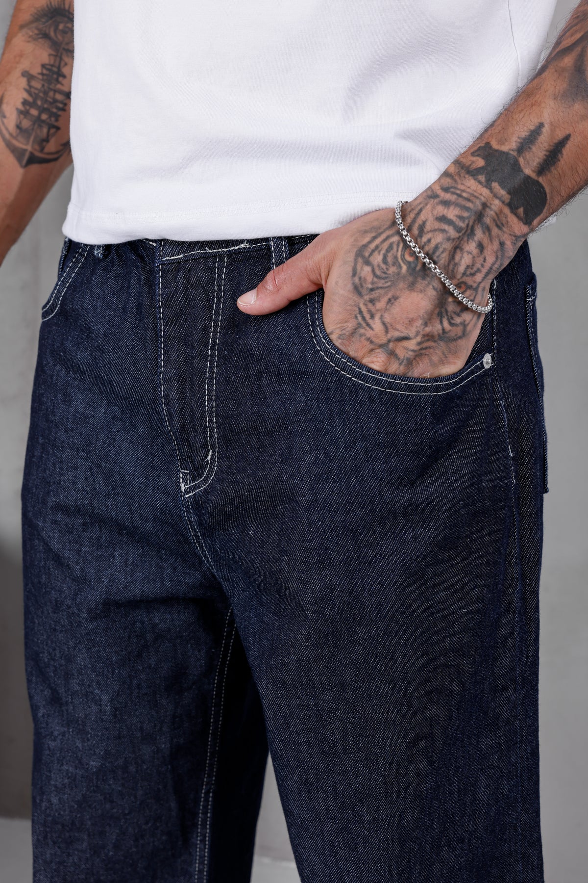 M09 Wide Baggy Jean – Raw Indigo