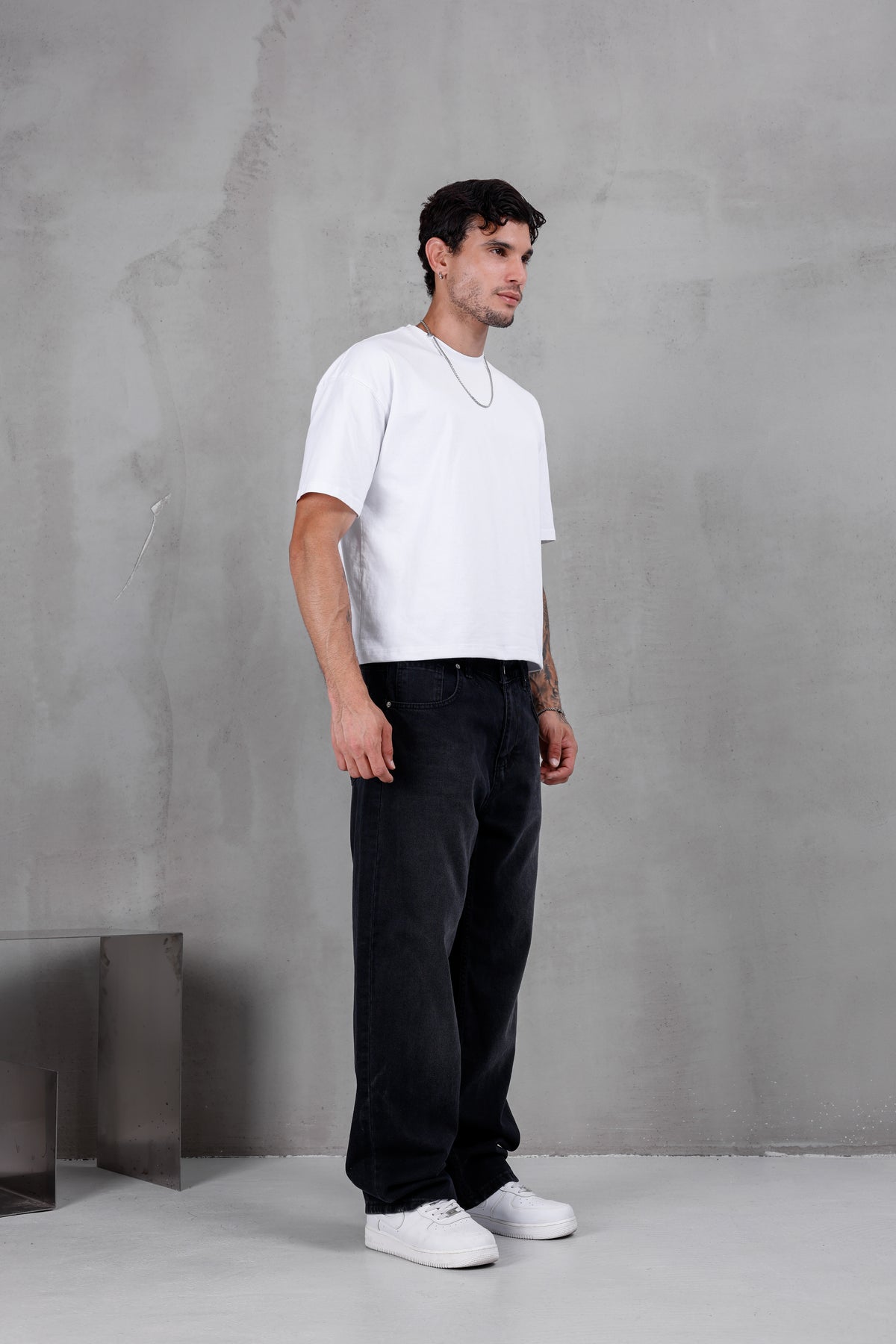 M08 Super Baggy Jean – Washed Black